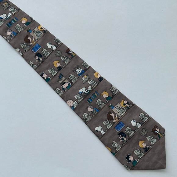 Peanuts Mens Silk Neck Tie Office Coffee Break Brown USA Snoopy Gang Characters - Picture 1 of 14